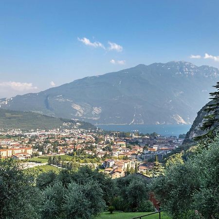 리바 델 이탈리아 베로나 La Terrazza Di Vincent Sul Garda 아파트 외부 사진