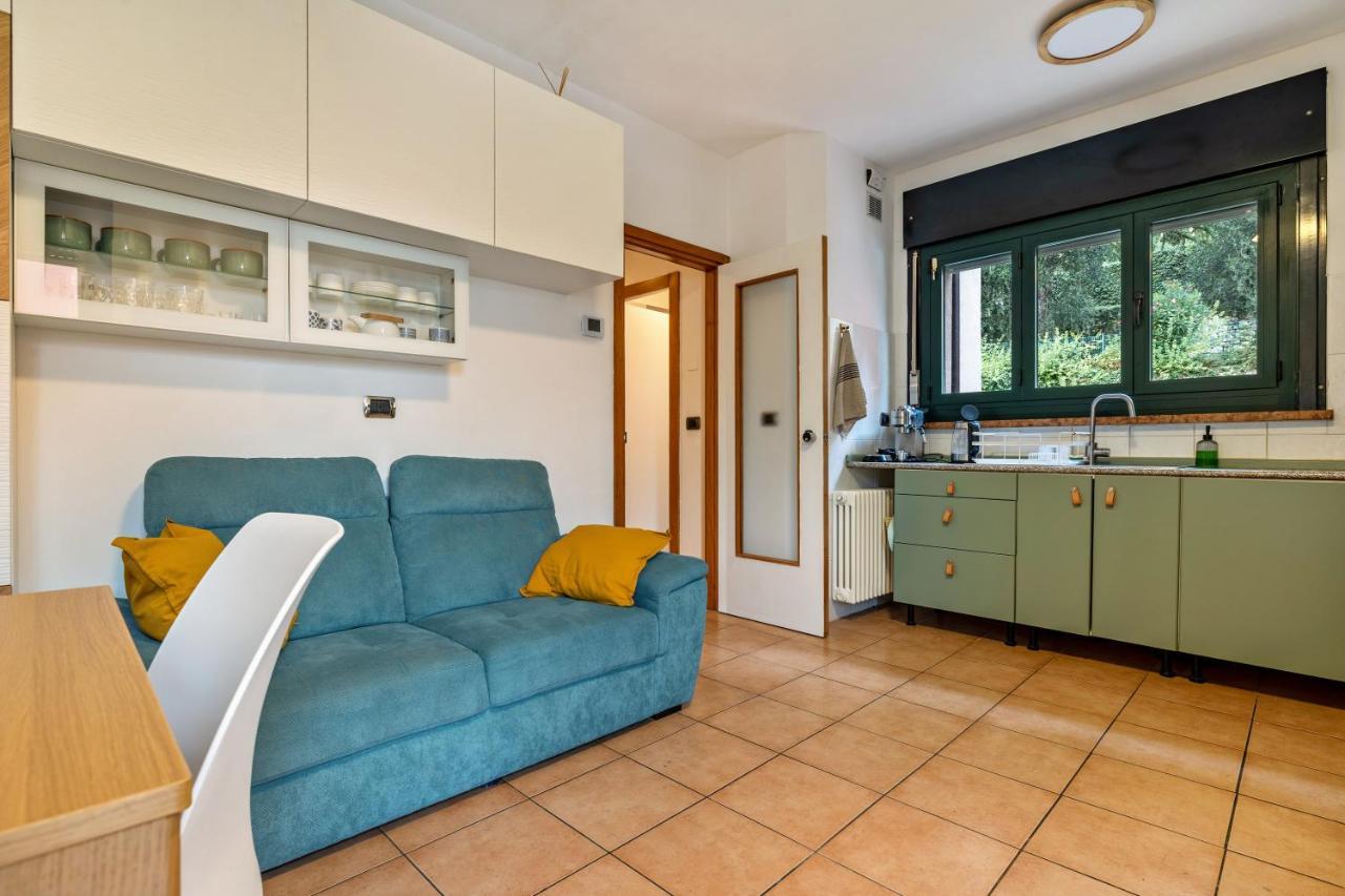 리바 델 이탈리아 베로나 La Terrazza Di Vincent Sul Garda 아파트 외부 사진